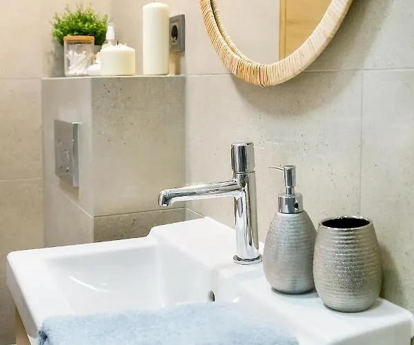 W&k Harmony - Parking W Garazu, Faktura Vat *